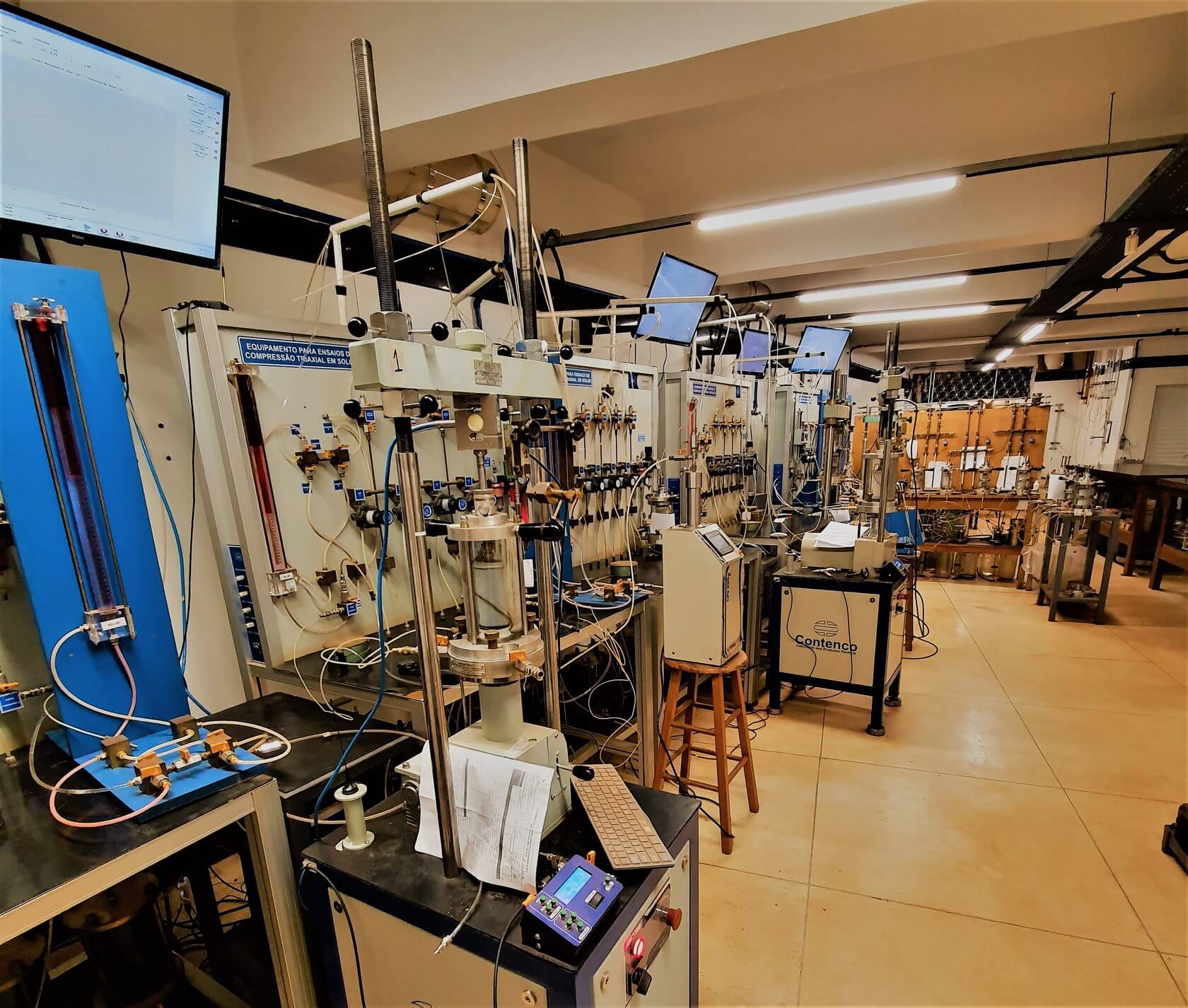 Foto do laboratório